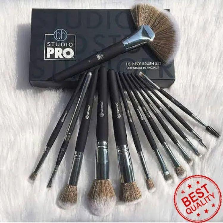Pro Makeup Brush Set – Black