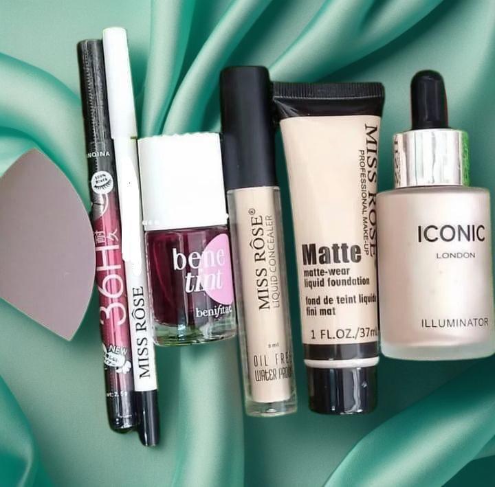 7-in-1 Makeup Kit – Matte Foundation, Concealer & Illuminator