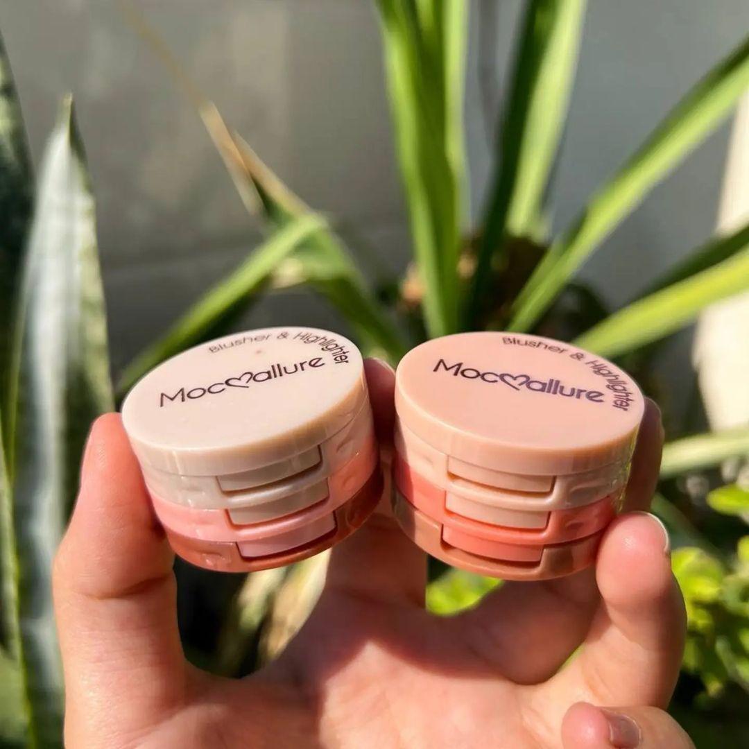 2-in-1 Blush & Highlighter with Sponge