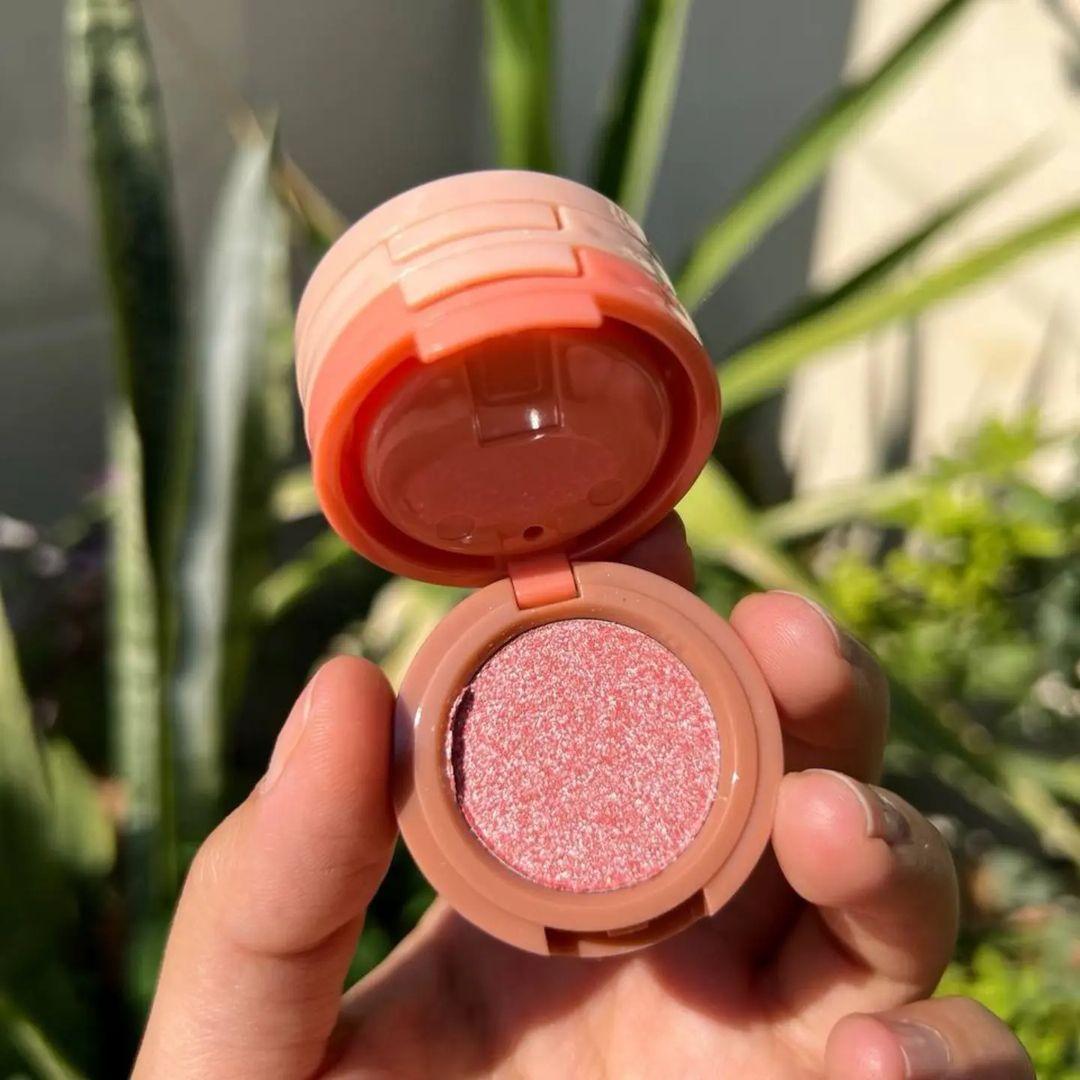 2-in-1 Blush & Highlighter with Sponge
